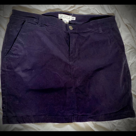 H&M Skirt Size 12 NWT - Picture 2 of 5